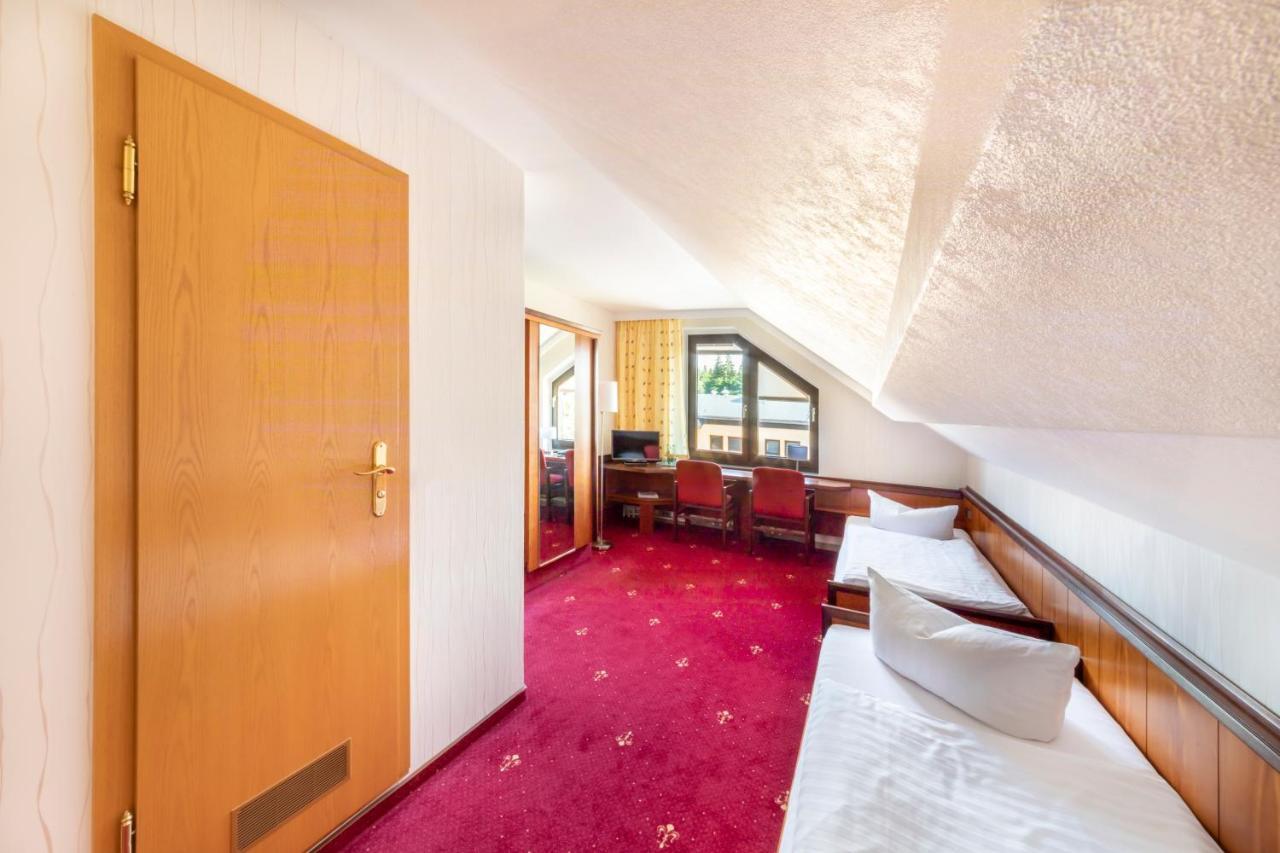 Hotel Forstmeister Schönheide Exteriör bild